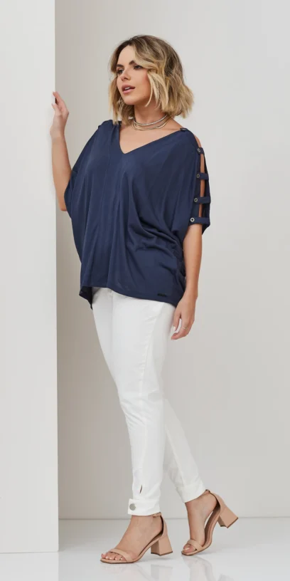 BLUSA DE MALHA RECORTE FRONTAL