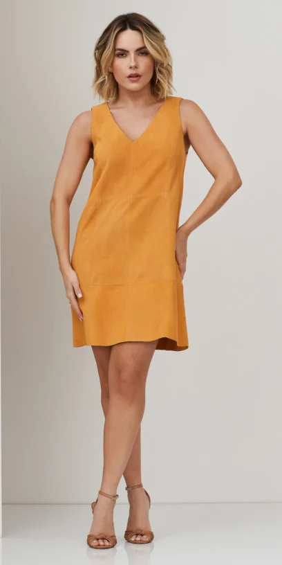 VESTIDO CURTO DE COURO DECOTE V ZÍPER COSTAS