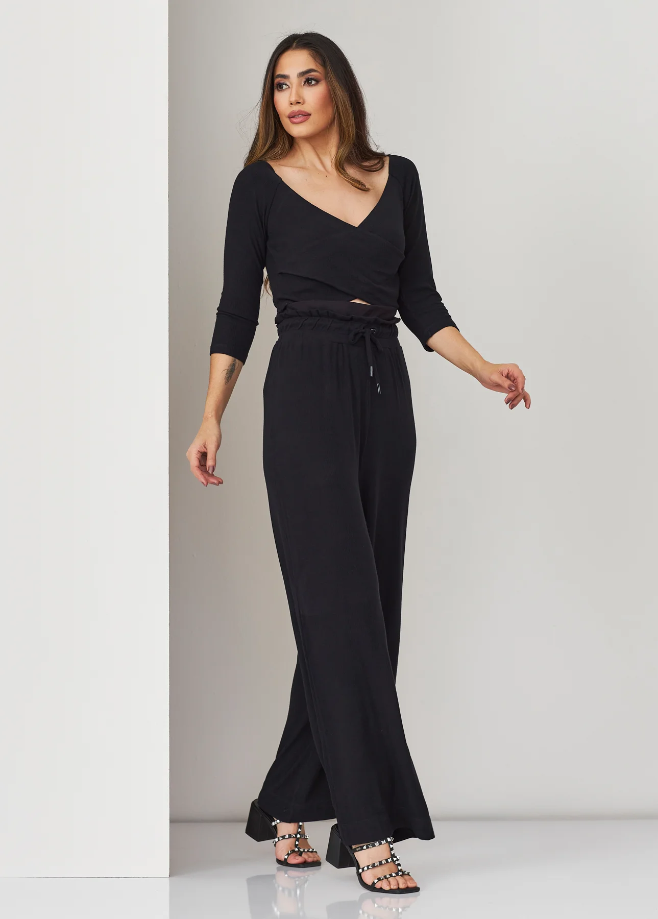 CROPPED DE MALHA TRANSPASSADO