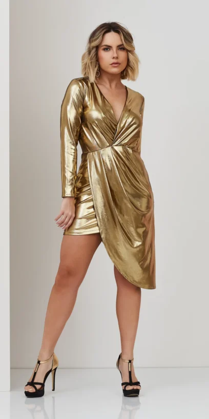 VESTIDO ASSIMÉTRICO COM TRANSPASSE METALIZADO