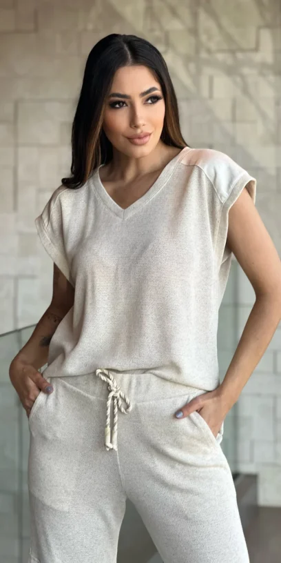 BLUSA TRICOT DETALHE EM LINHO