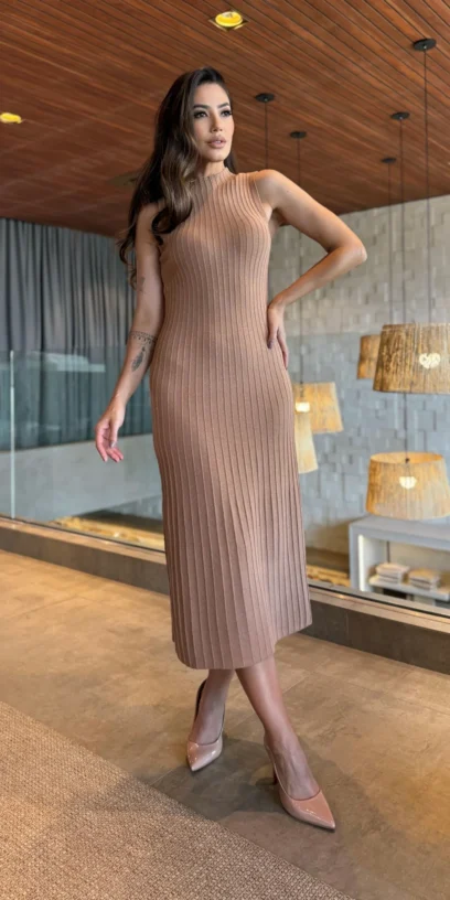 VESTIDO MIDI TRICOT MODAL CANELADO DETALHE GOLA