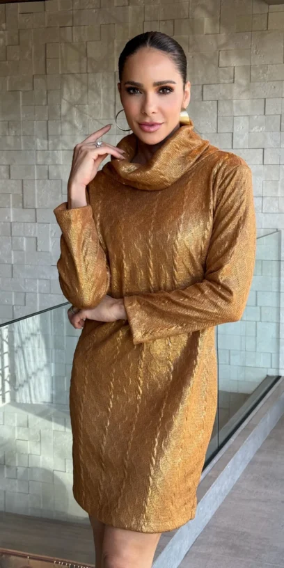 VESTIDO GOLA ROLÊ DE TRICOT