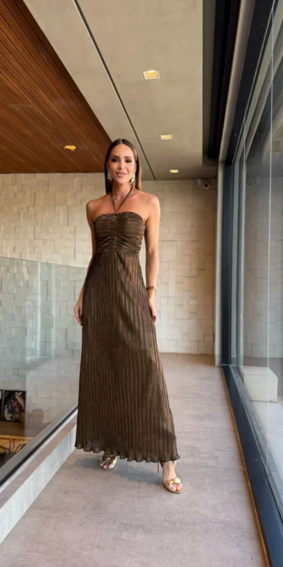 VESTIDO LONGO DE MALHA PLISSÊ