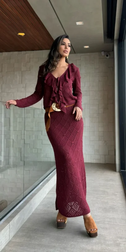 SAIA LONGA TRICOT RENDADA
