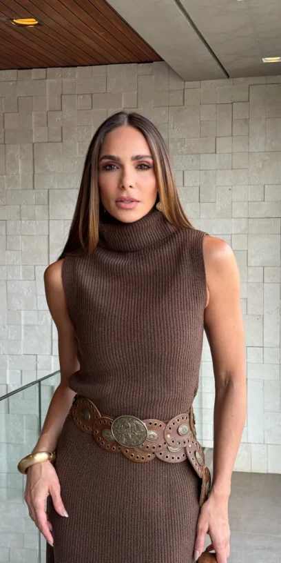 REGATA TRICOT FANG MOUSSE GOLA ROLE