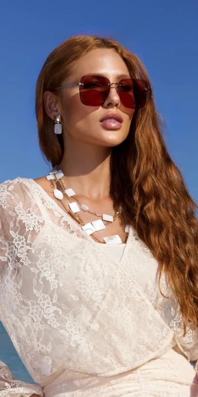 BLUSA TRANSPASSE RENDA CHANTILLY