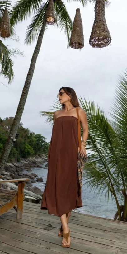 VESTIDO TOQUE DE SEDA PREGAS FRONTAL