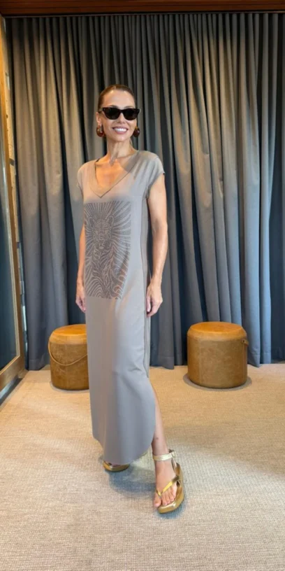 VESTIDO MOLETINHO DECOTE V COM RECORTES