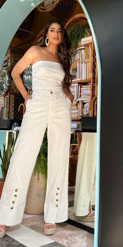 CALÇA WIDE-LEG COM BOTÕES BARRA