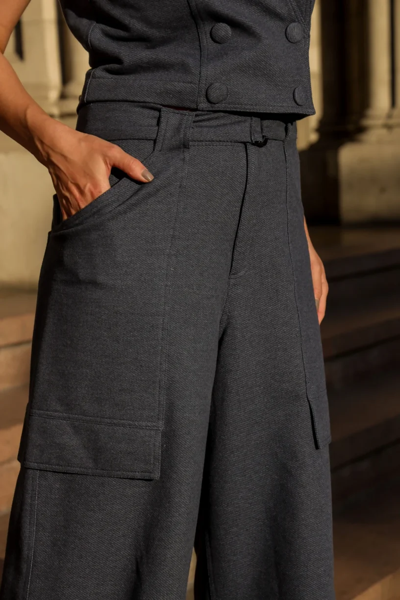 CALÇA FIVELA PASSANTE MOLETINHO